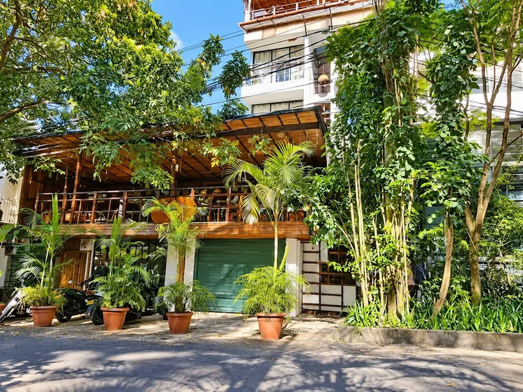 Casa Kiwi facade in Provenza