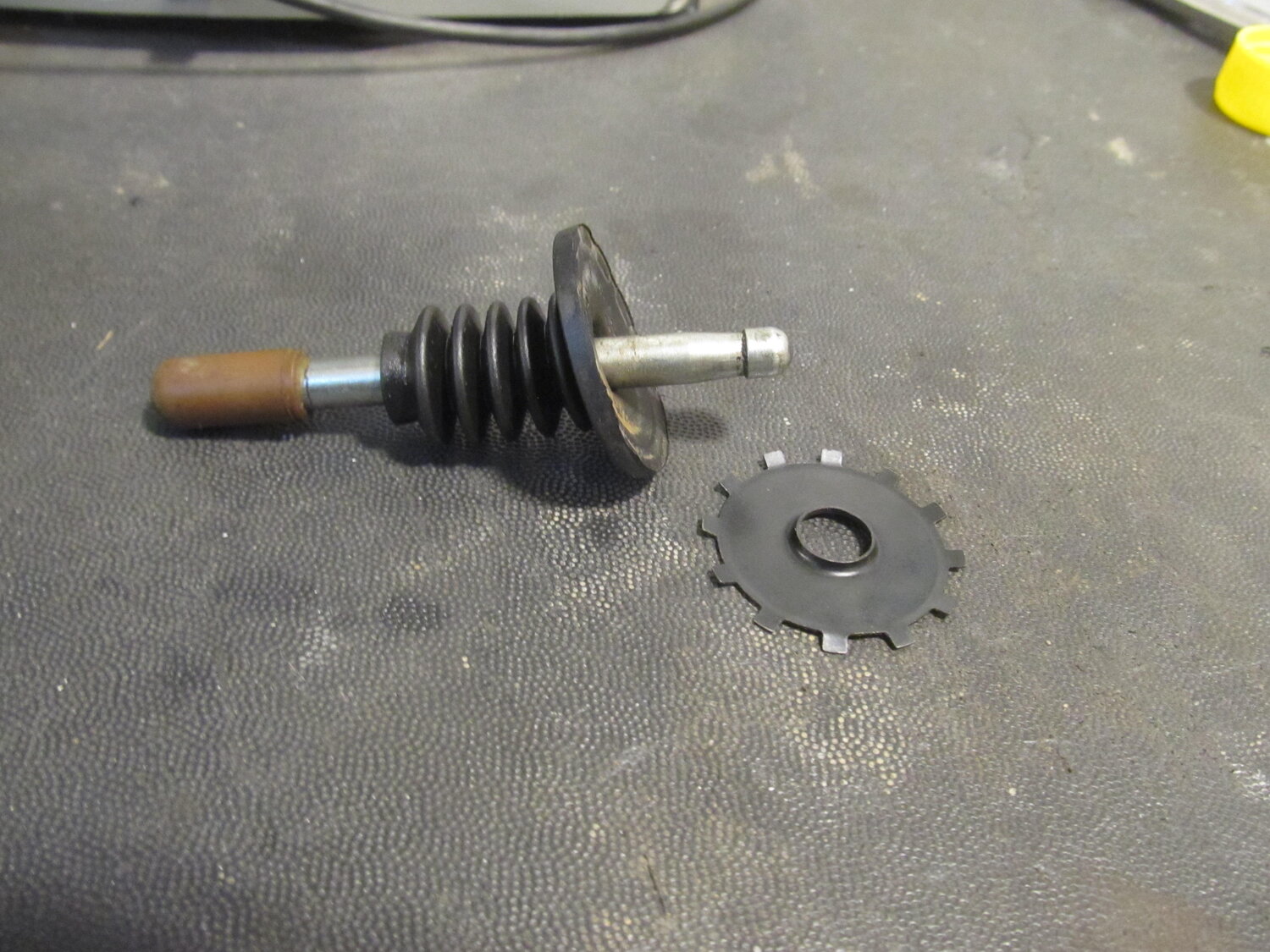 E36 clutch 2024 slave cylinder