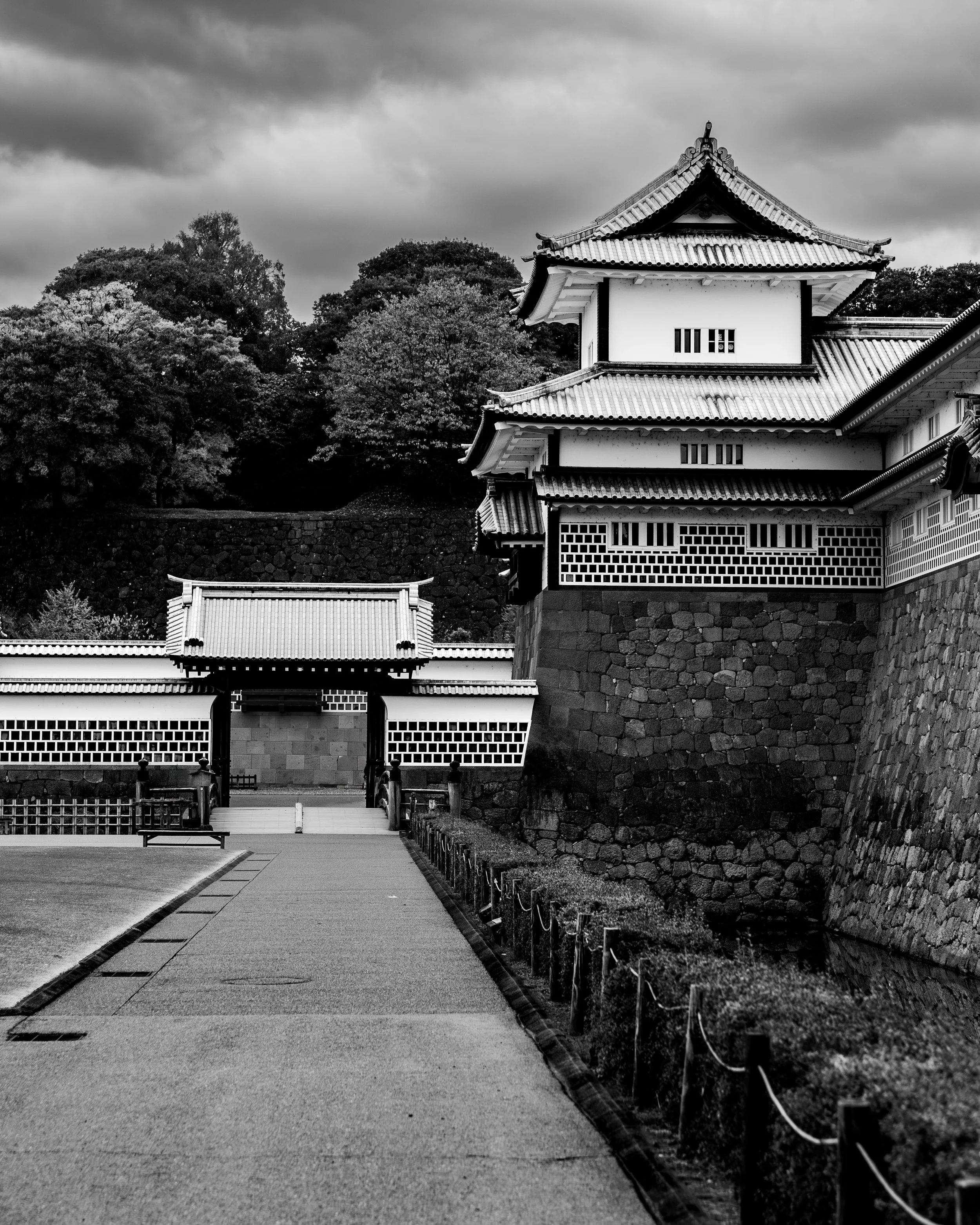 Kanazawa Castle reflection