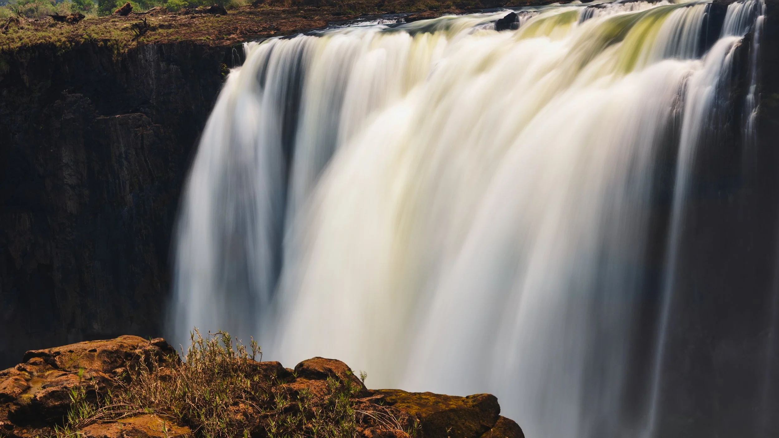 Victoria Falls focus stacked foreground