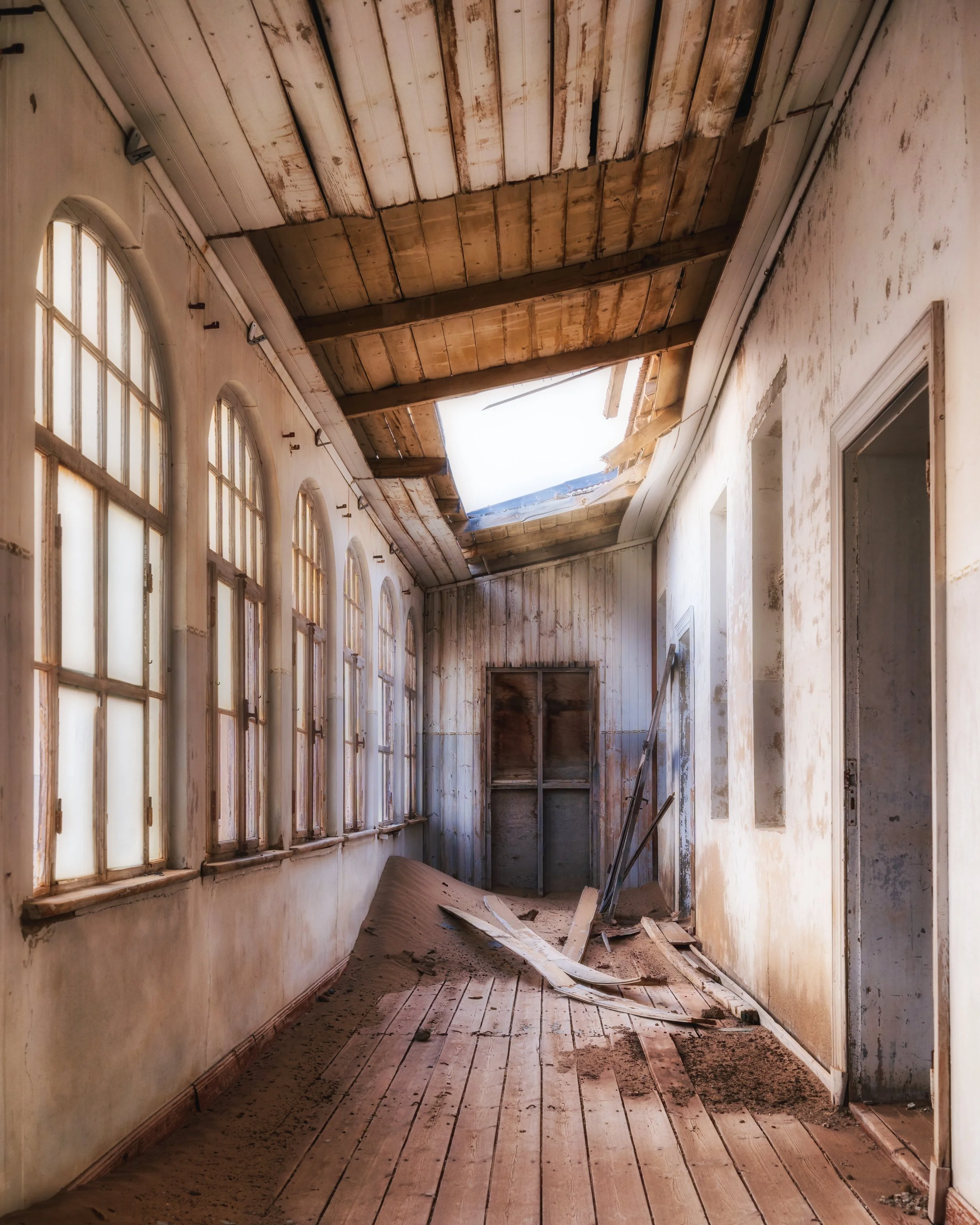 Kolmanskop colour photography