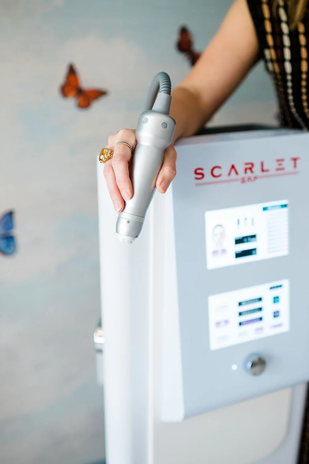 Precision aesthetic treatment detail