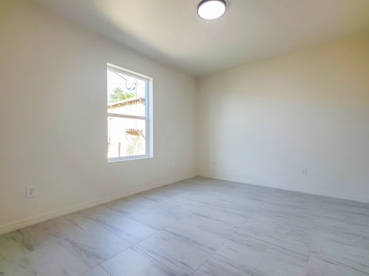 1 bedroom bedroom