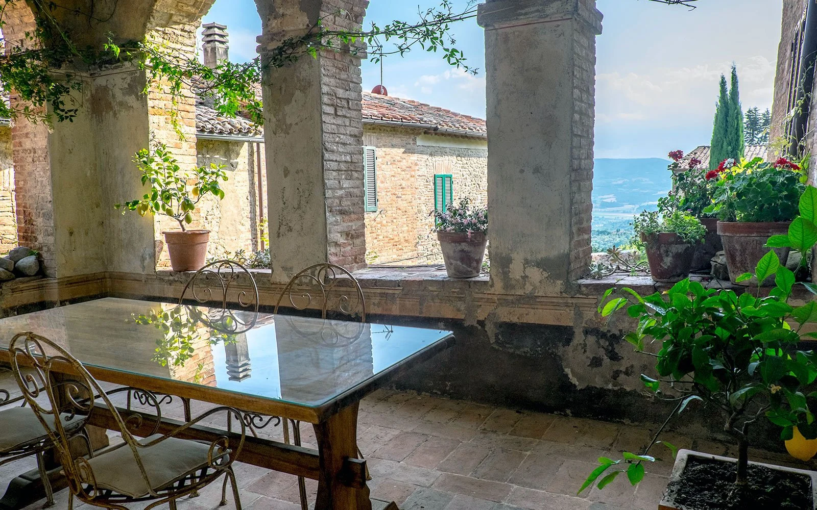 Doorway with loggia view at Casa Verri