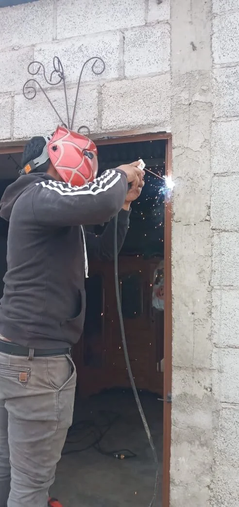 Students at El Arado Trade School (3)