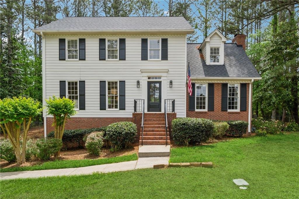 1275 Mayfield Road β Exterior