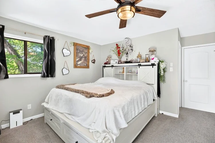 287 Shoe Lace Drive room