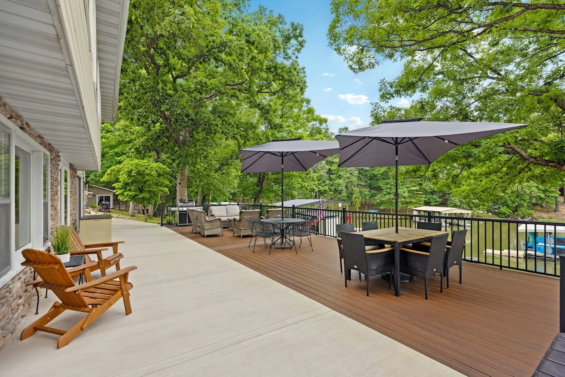 Lakefront Escape vacation rental photo 5