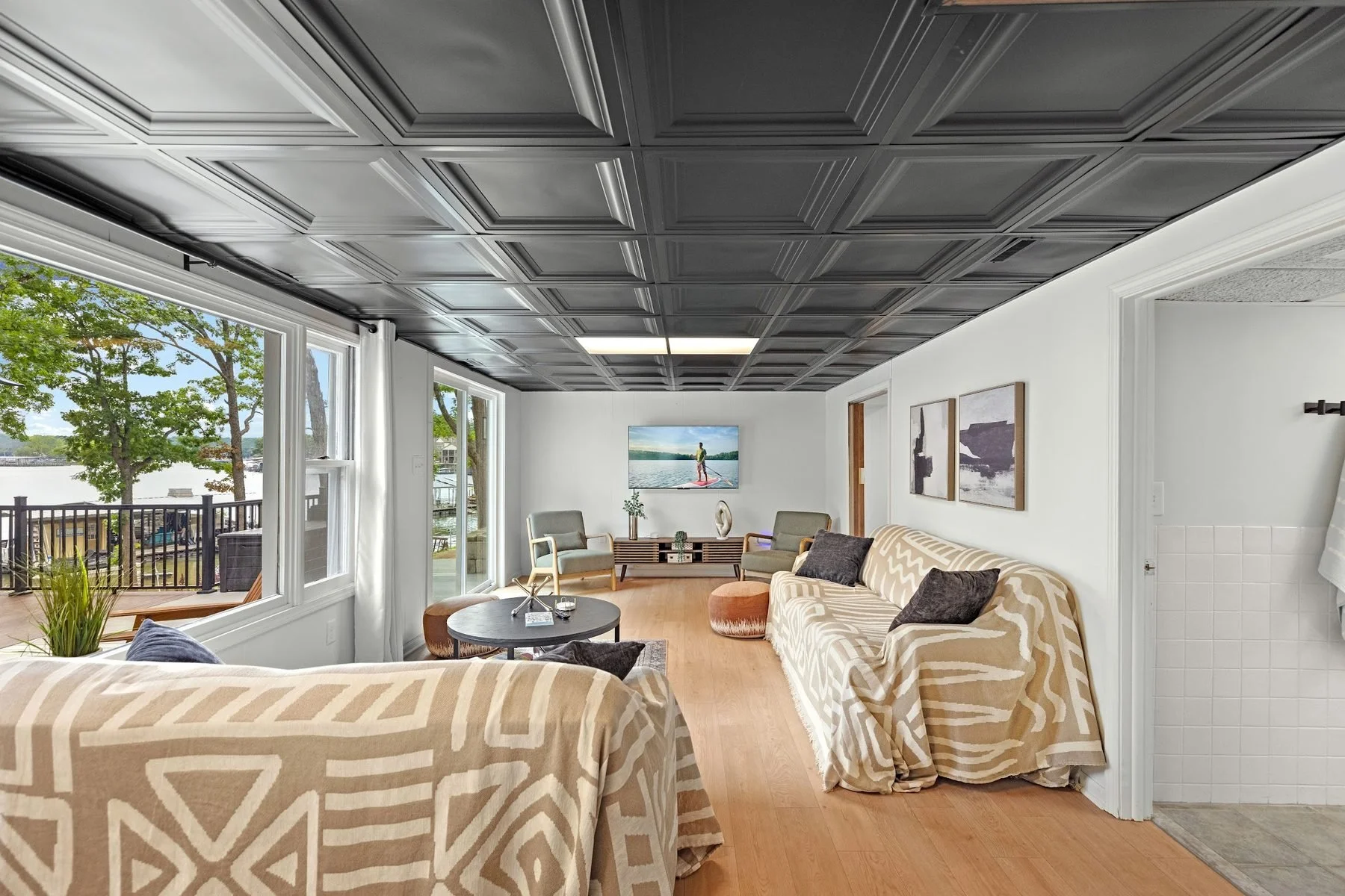 Lakefront Escape vacation rental photo 8