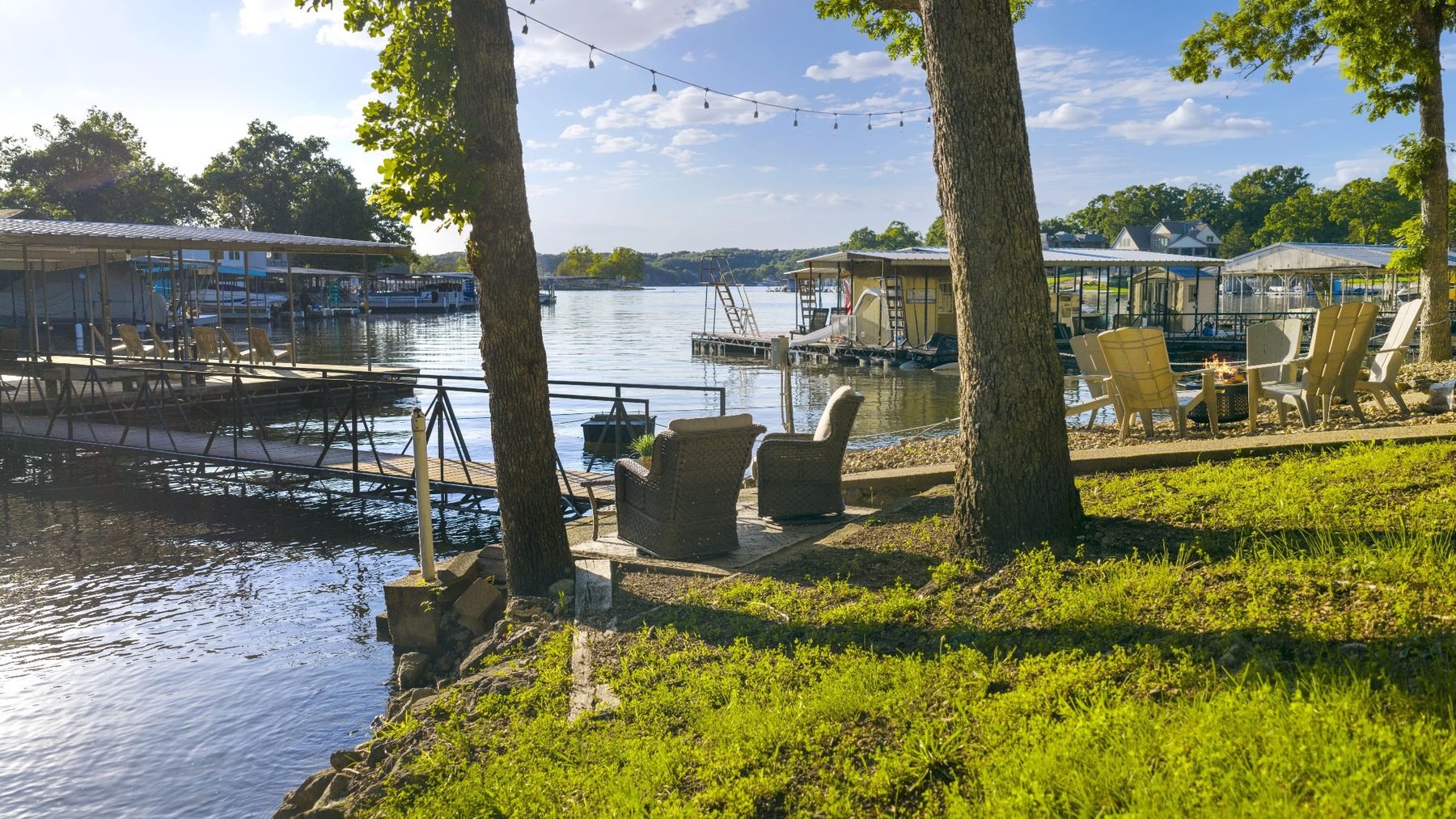 Lakefront Escape vacation rental photo 4