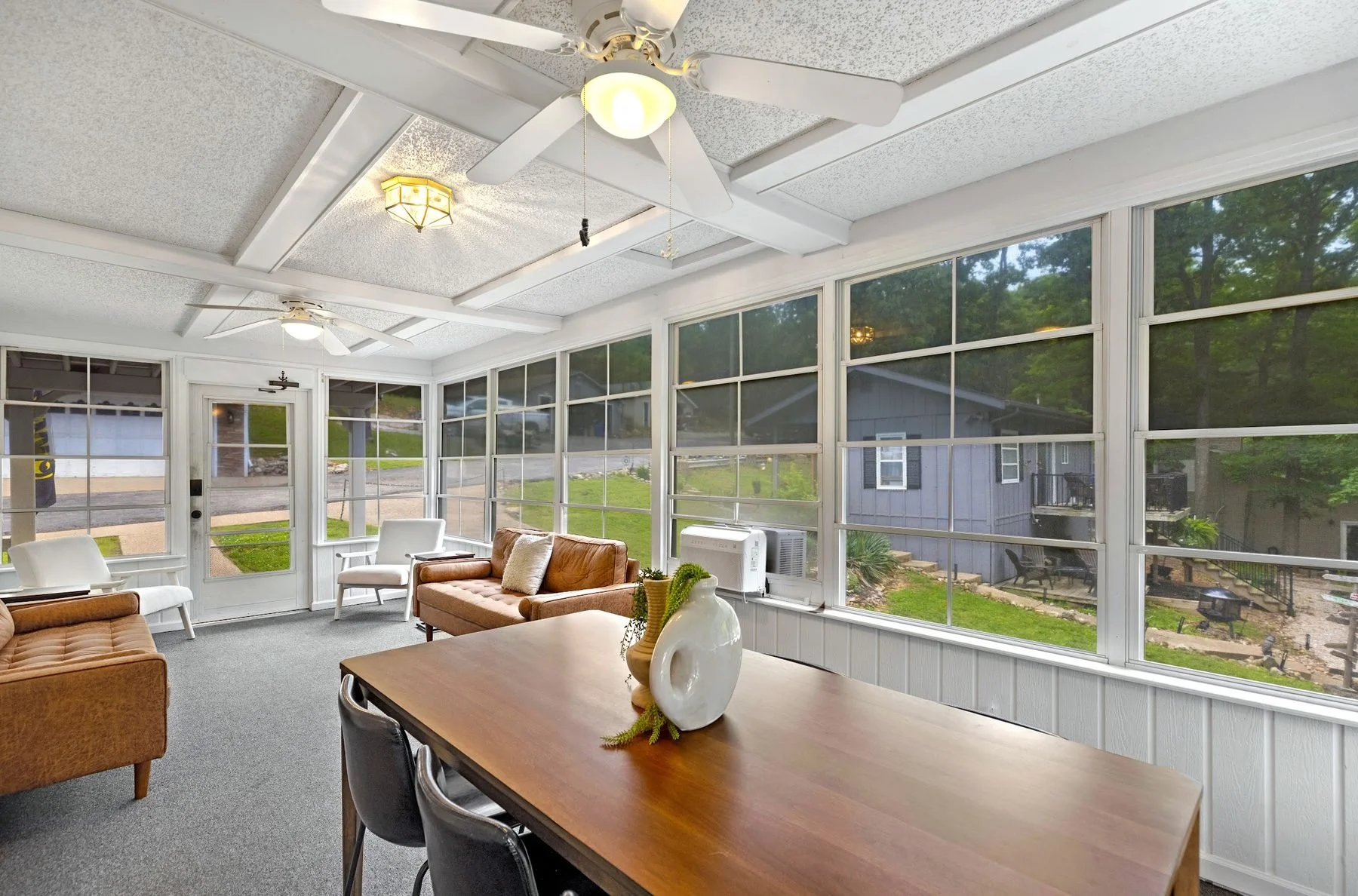 Lakefront Escape vacation rental photo 10