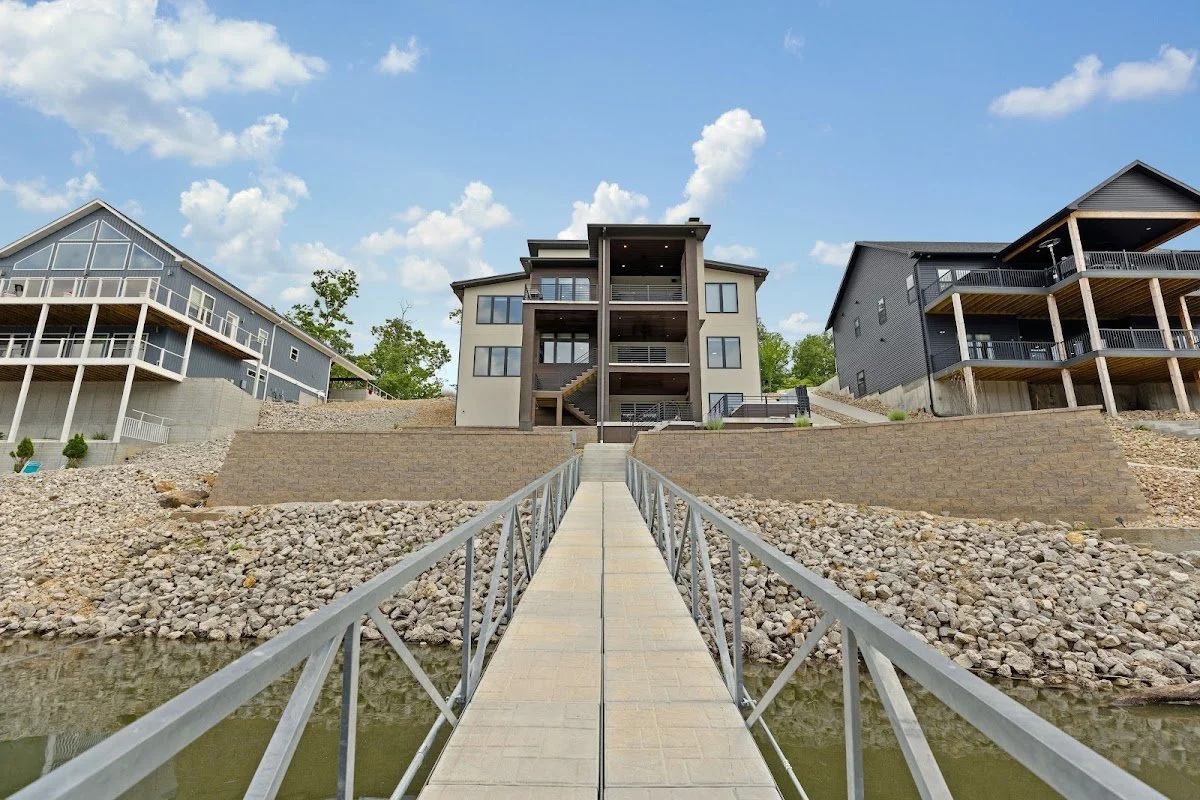 Lakefront walkway and dock at Serenity at LOZ