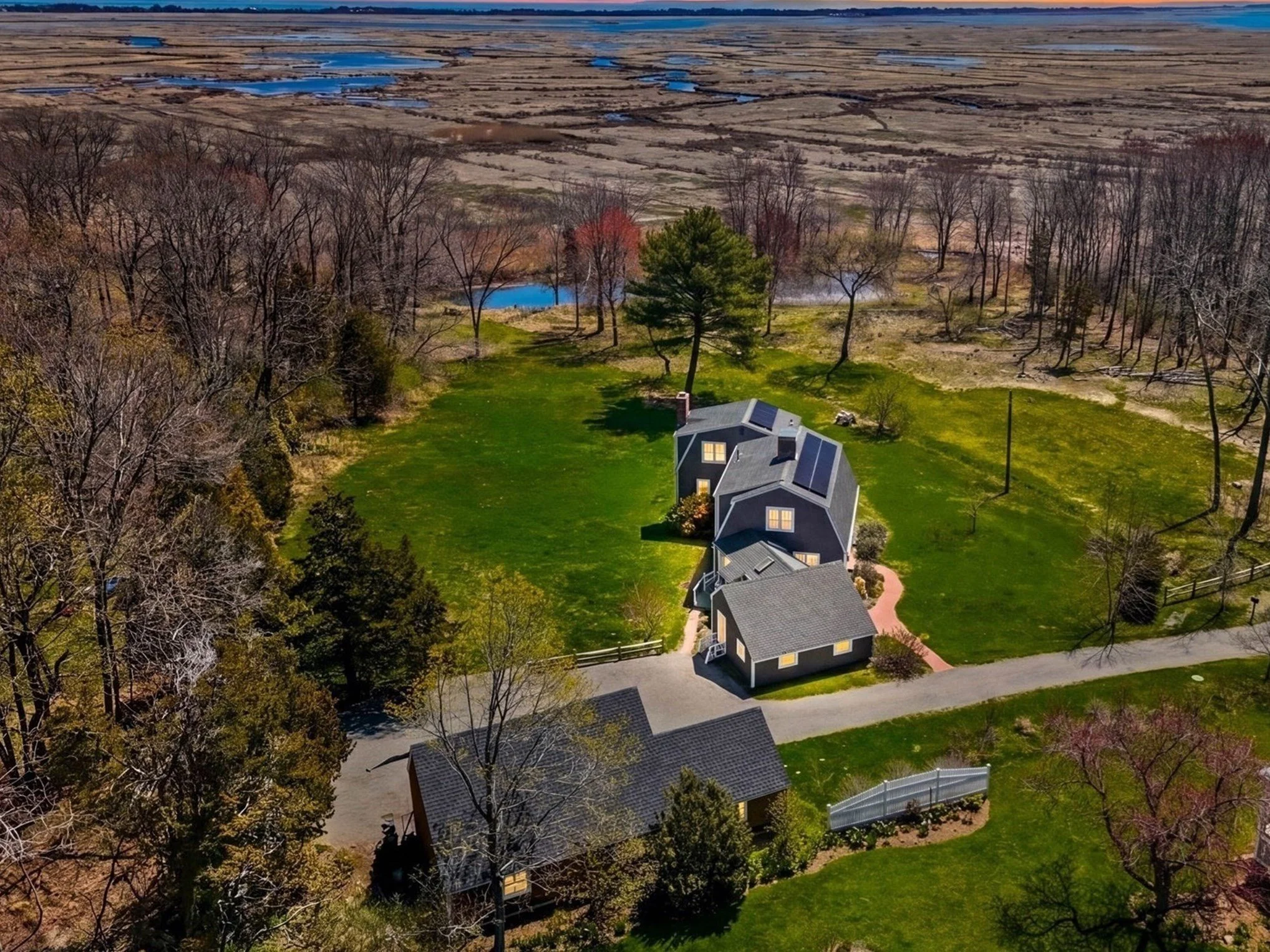 11 Bayview Lane