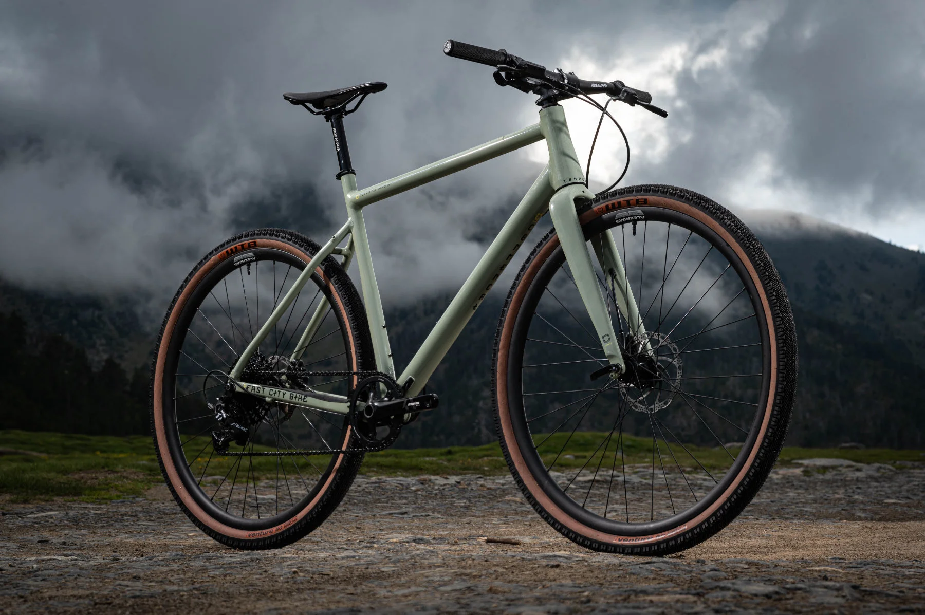 Gravel Bike