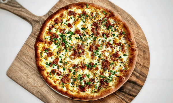 New Haven white clam pizza