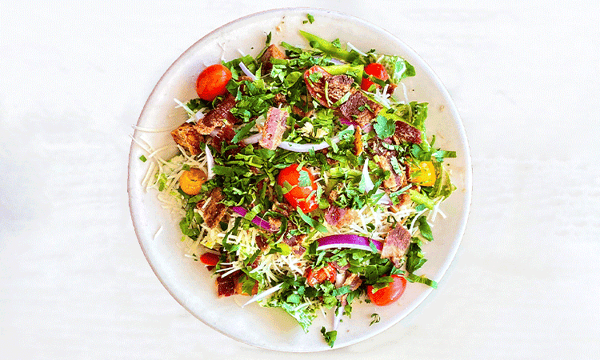 Spicy southwestern salad