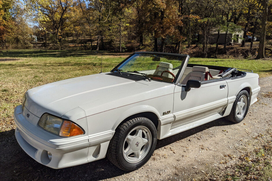 Ford Mustang 92
