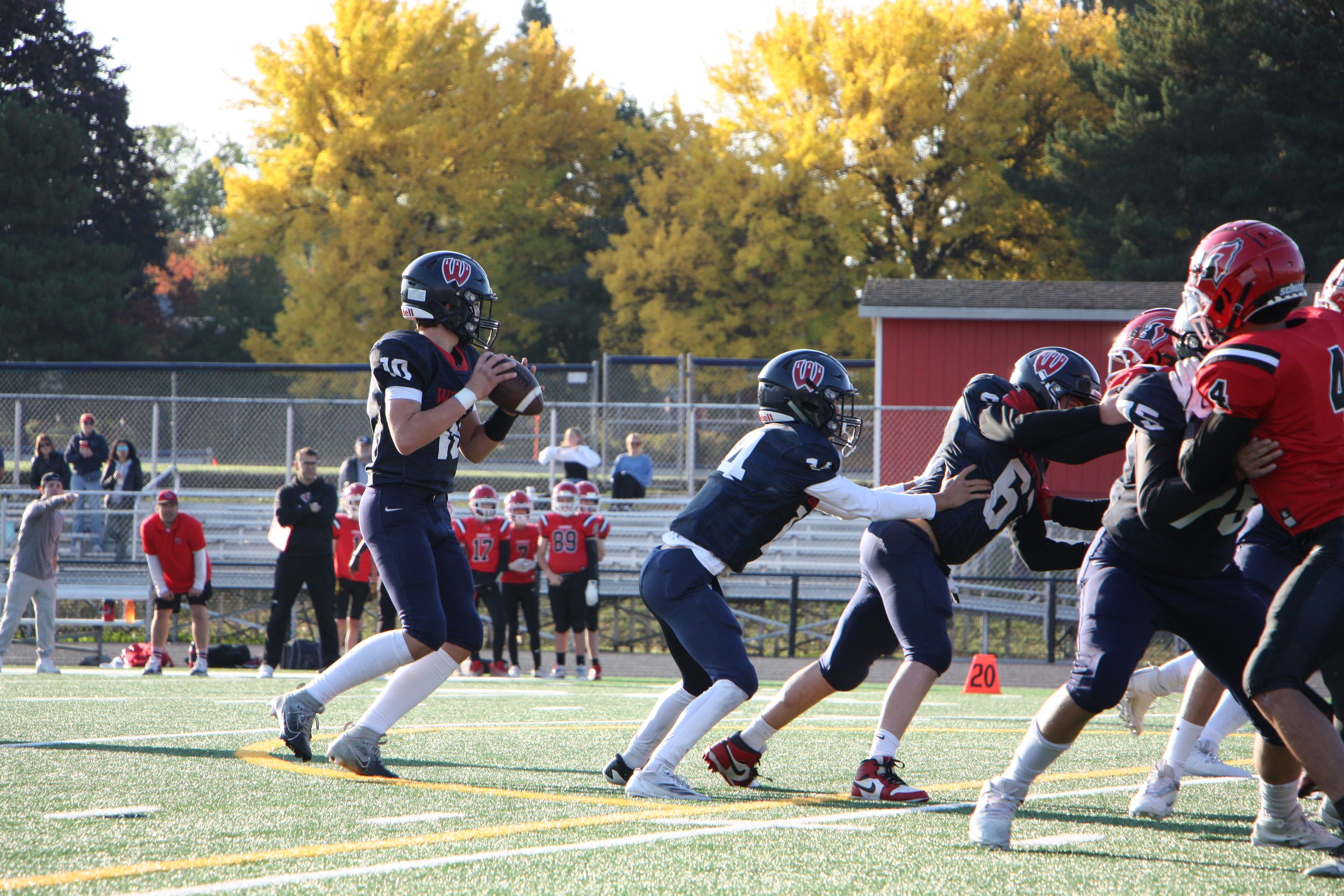Wildcats QB throwing