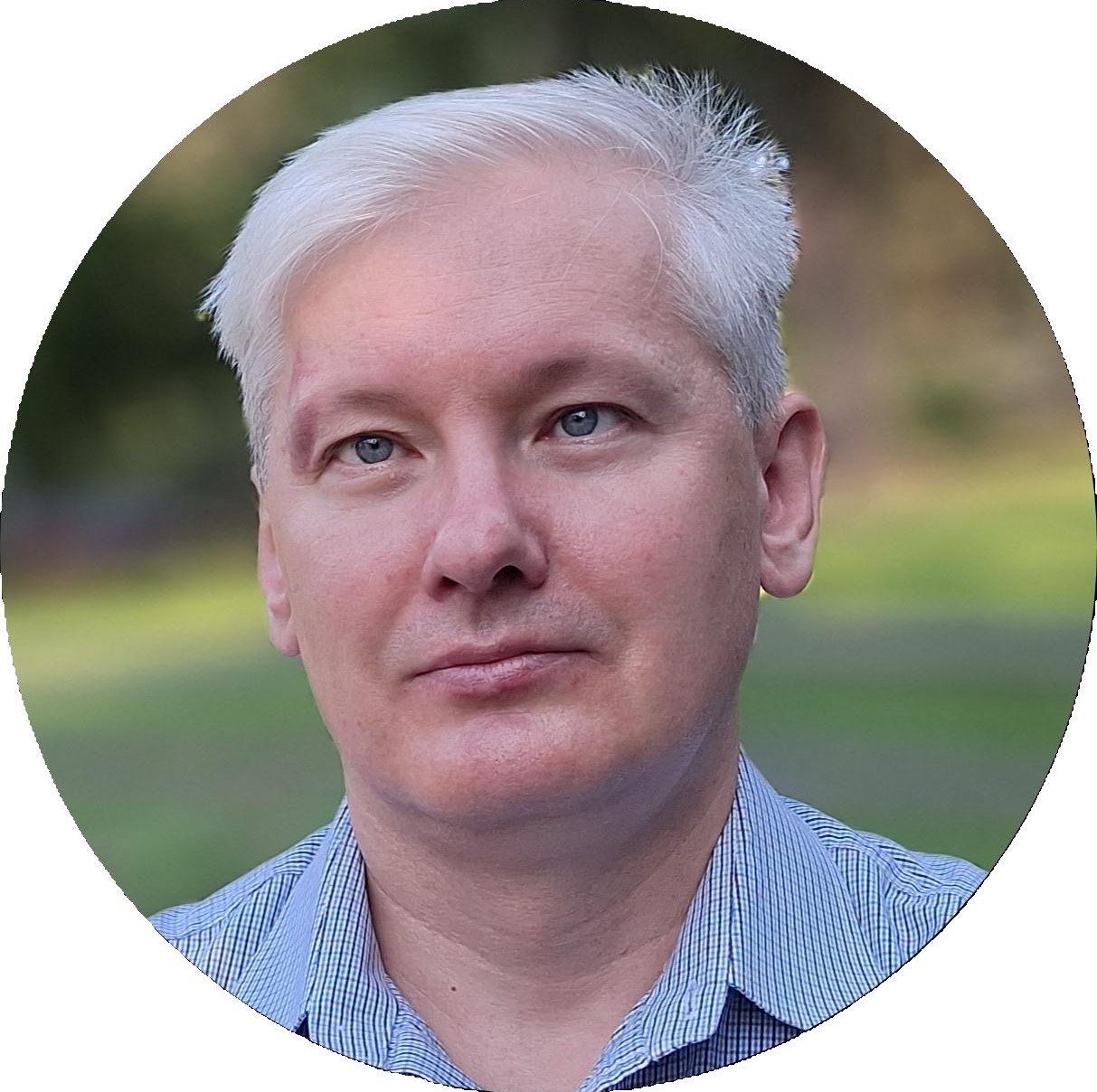 Vitaliy Kushnyerov