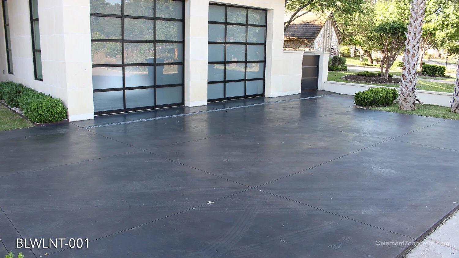 Flake System in Saddle Tan Blend