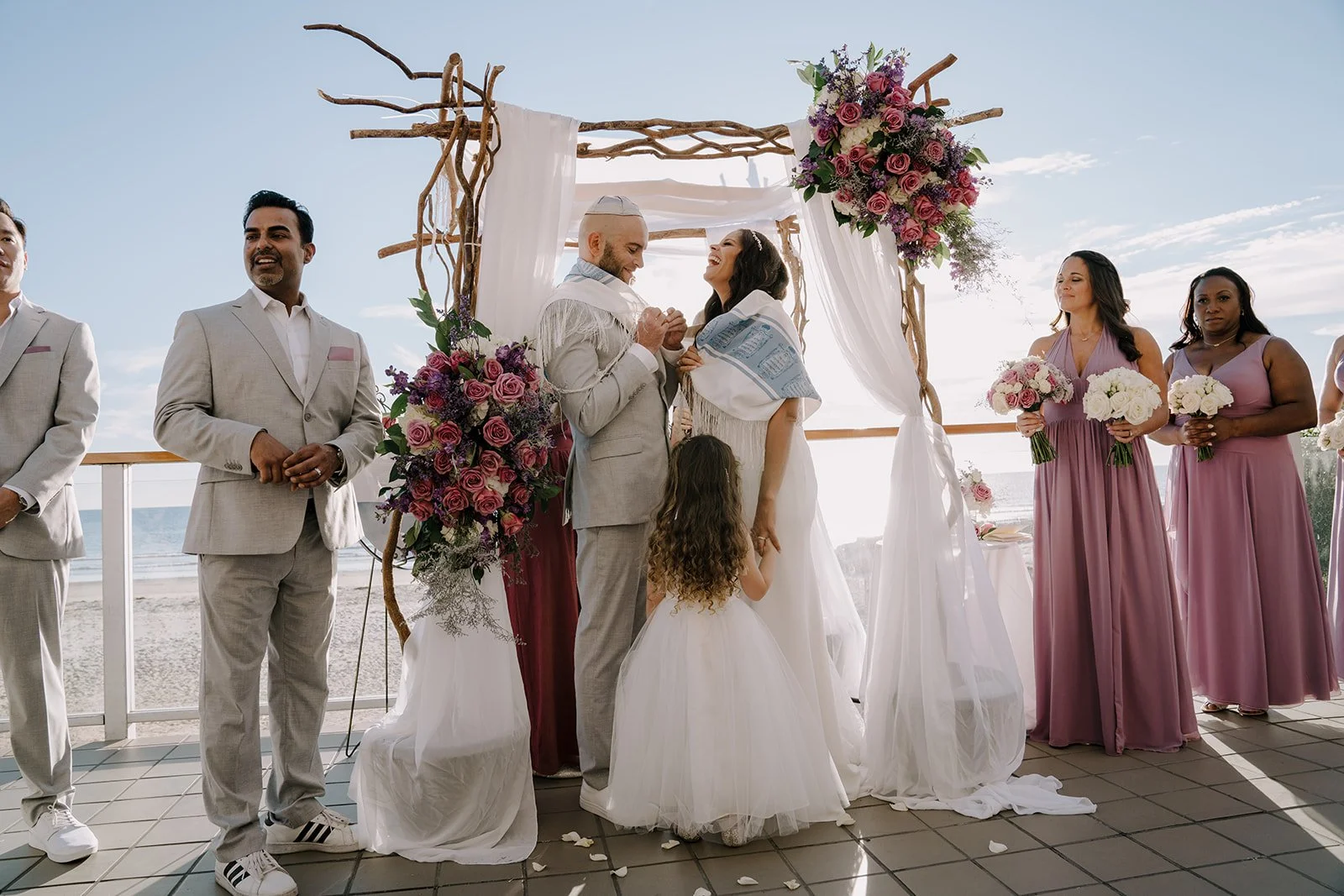 Real wedding photographed by Lulan Studio