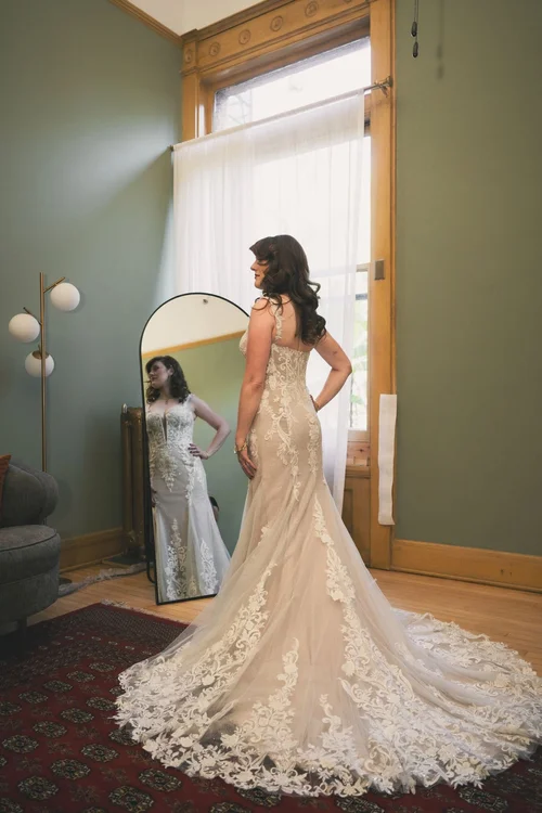 Fitted lace fit-and-flare — gown 5.2 at a Los Angeles wedding