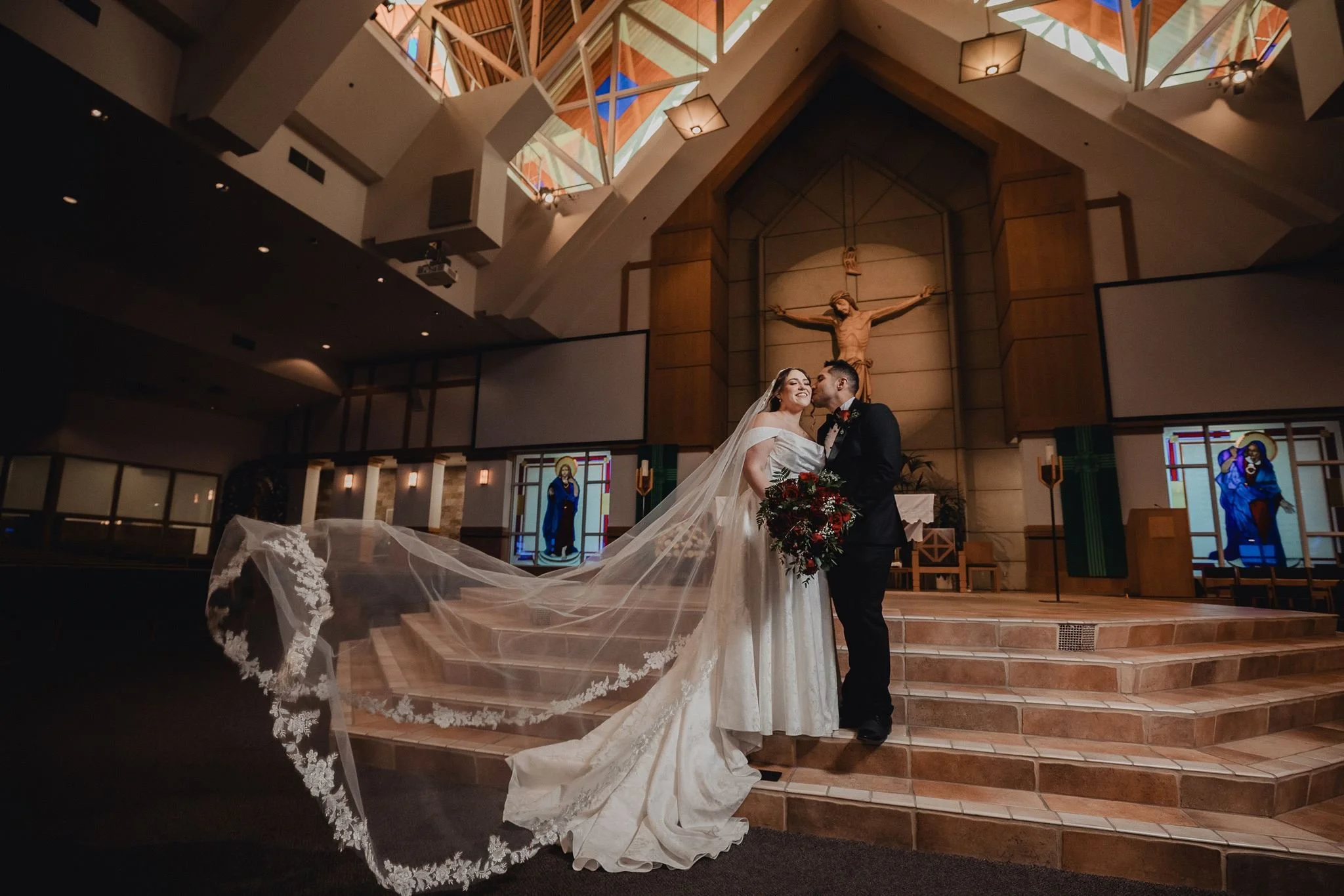 Real wedding photographed by Lulan Studio