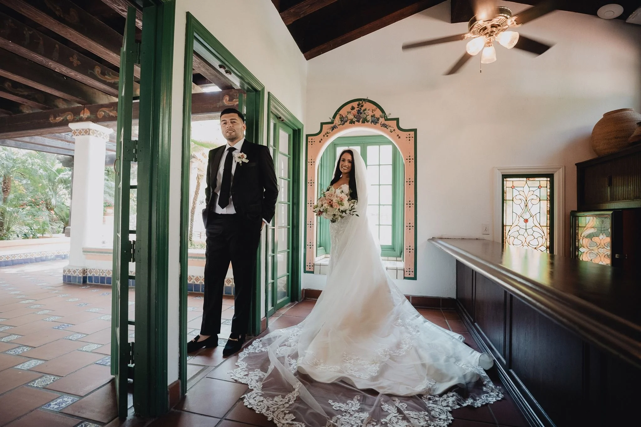 Real wedding photographed by Lulan Studio
