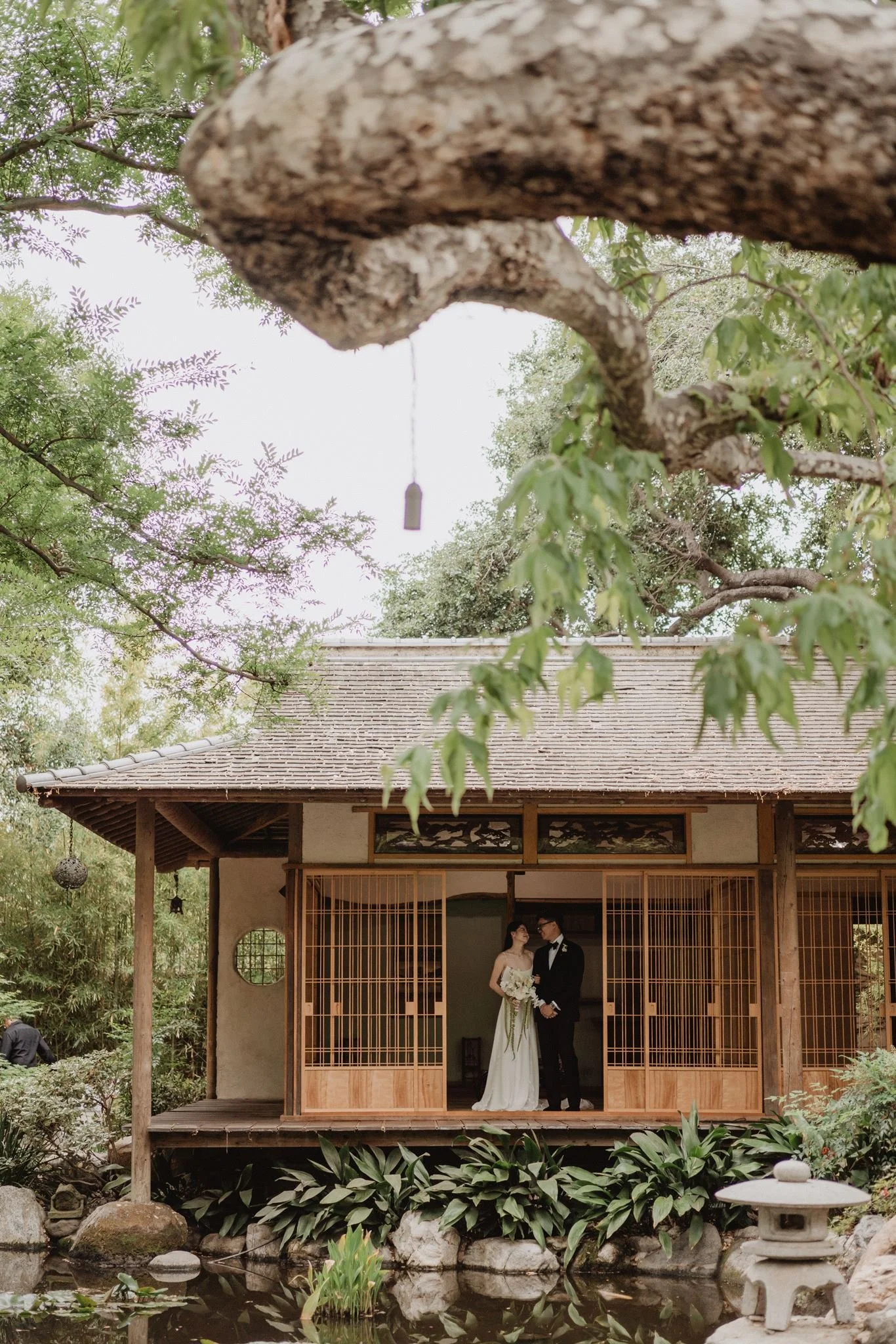 Real wedding photographed by Lulan Studio