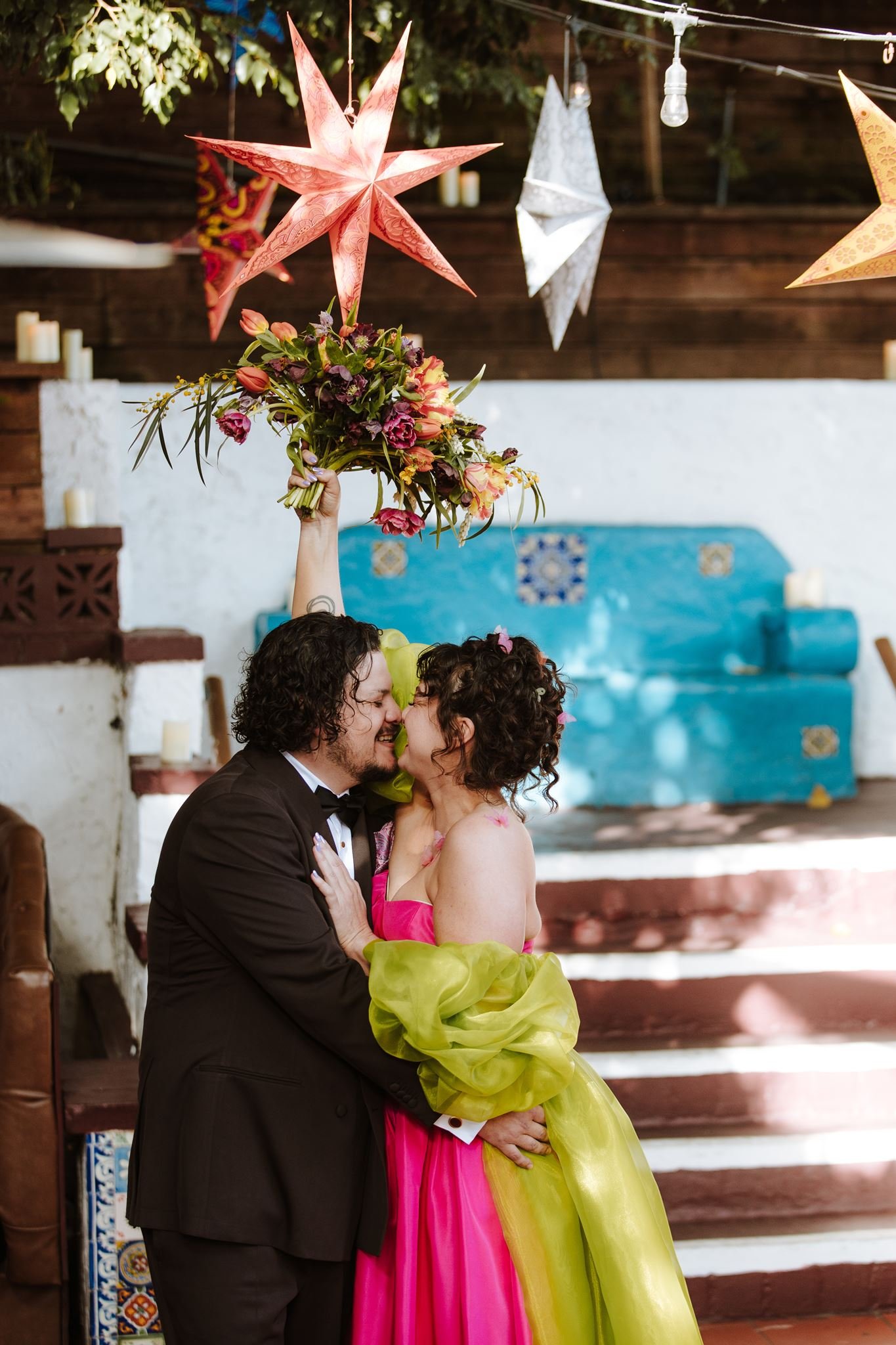 Real wedding photographed by Lulan Studio