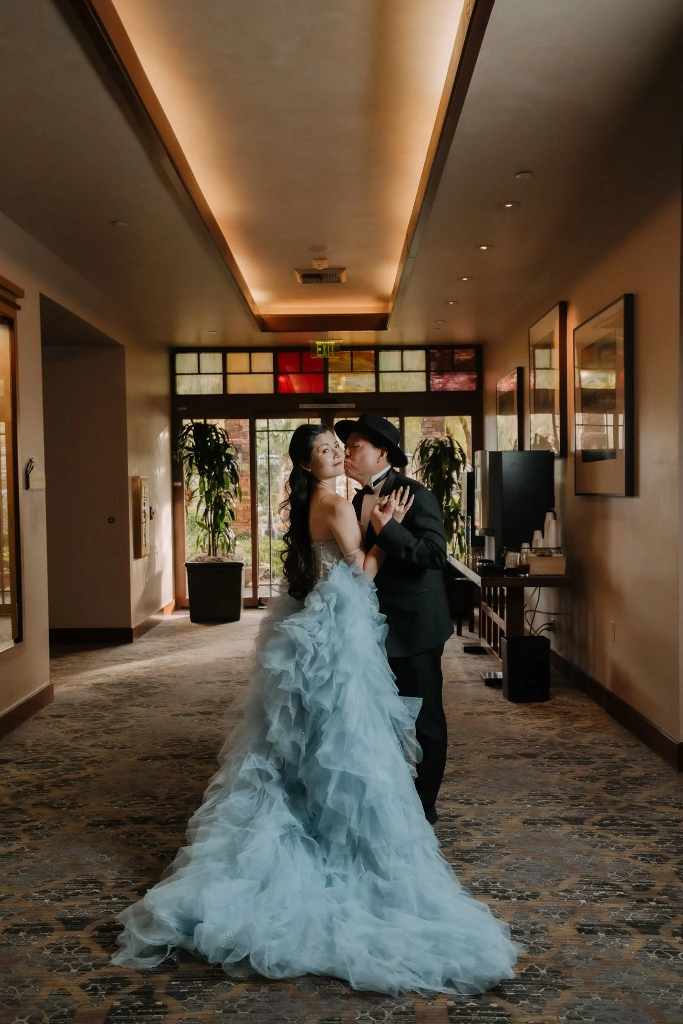 Real wedding photographed by Lulan Studio