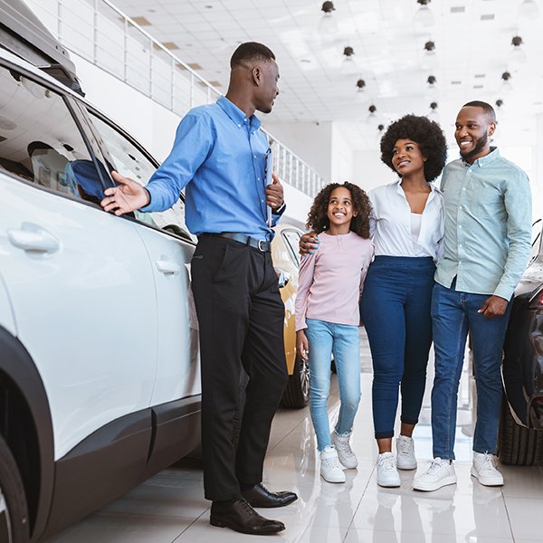 Family shopping for a car
