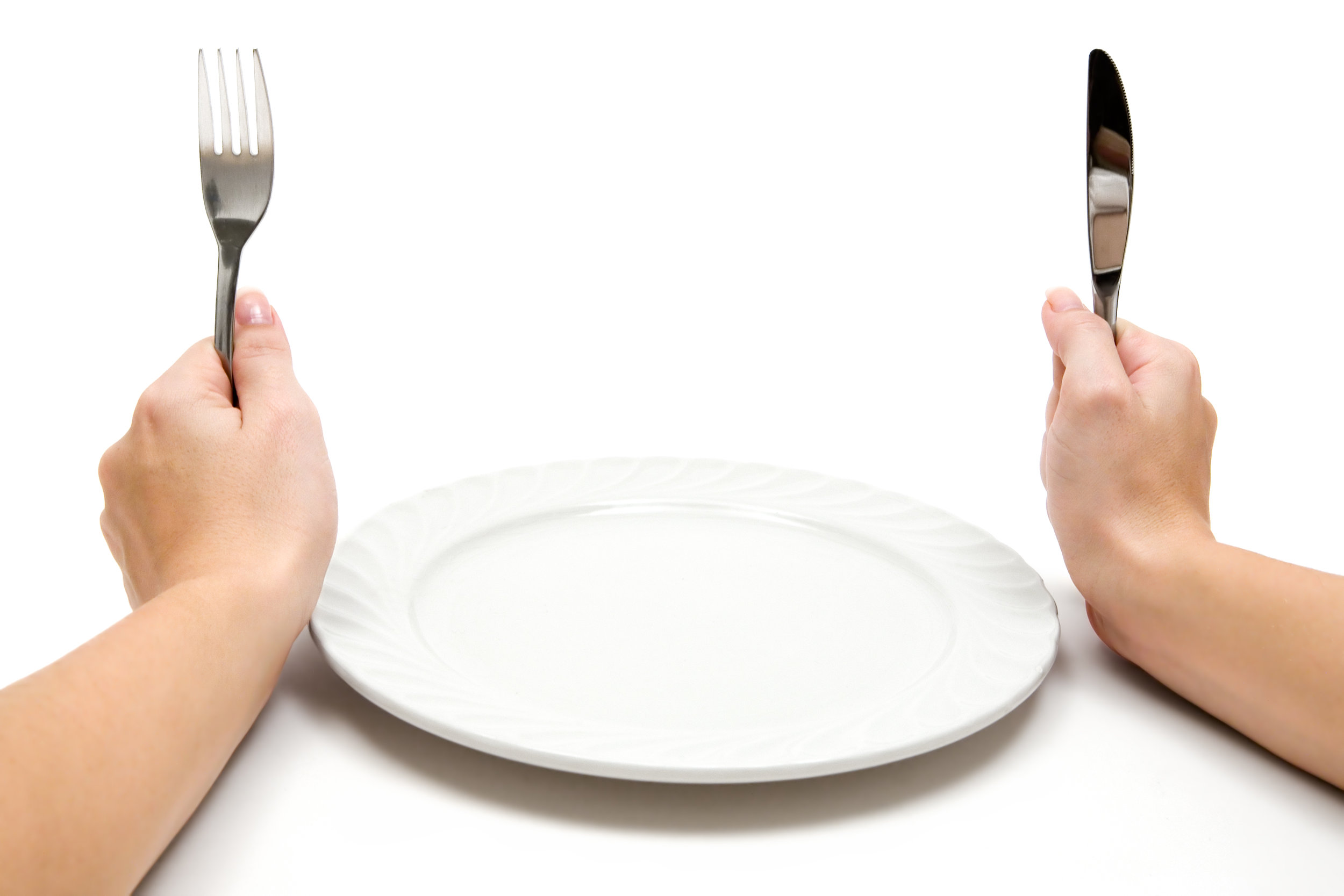 Waiting for dinner. Пустая тарелка. Руки с вилкой и ножом. Тарелка вилка нож. Пустая тарелка и руки с ножом и вилкой.