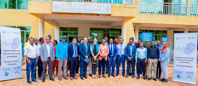 Group photo from the launch of the Winsiga Ndumva programme.