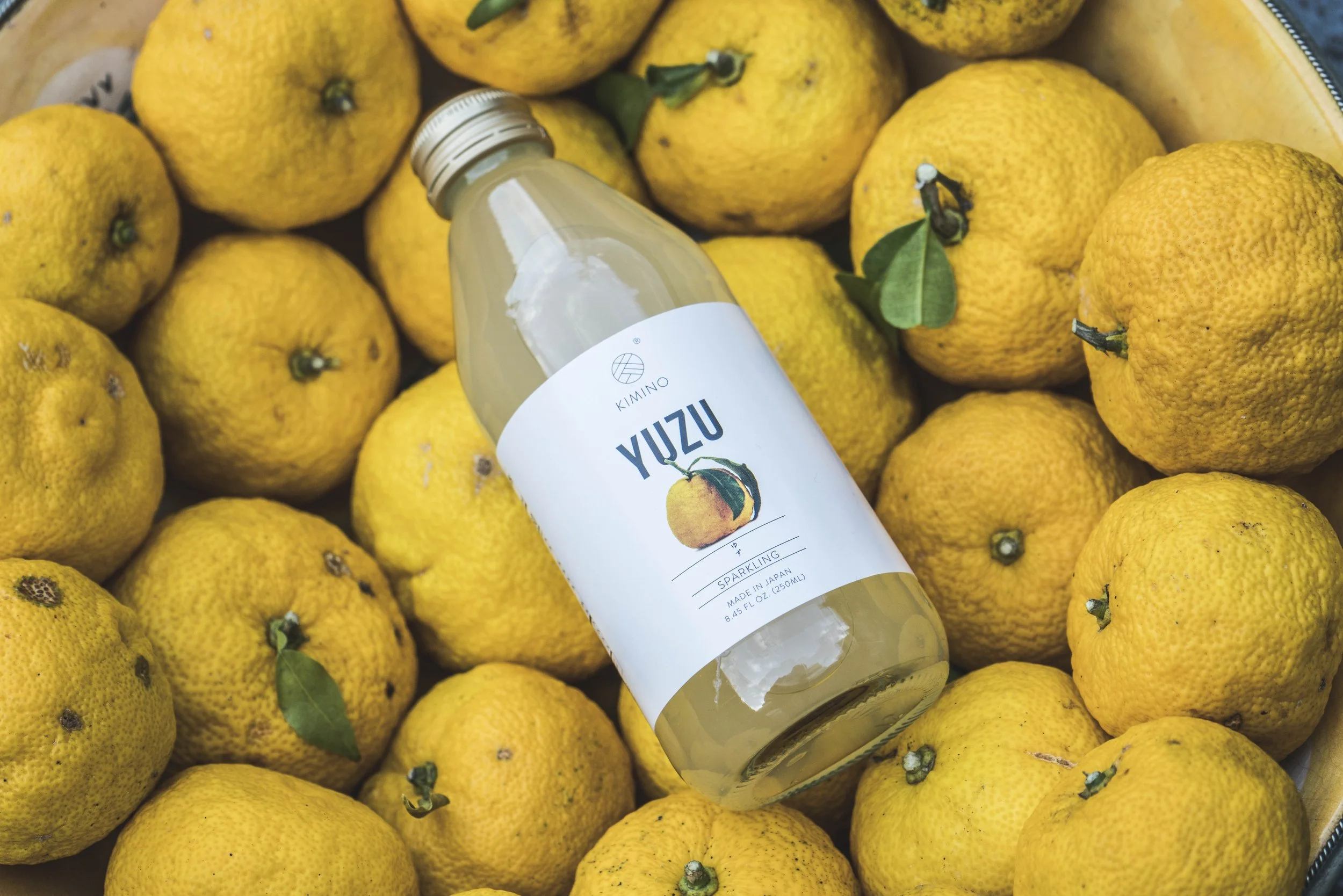 Kimino Yuzu tra i frutti