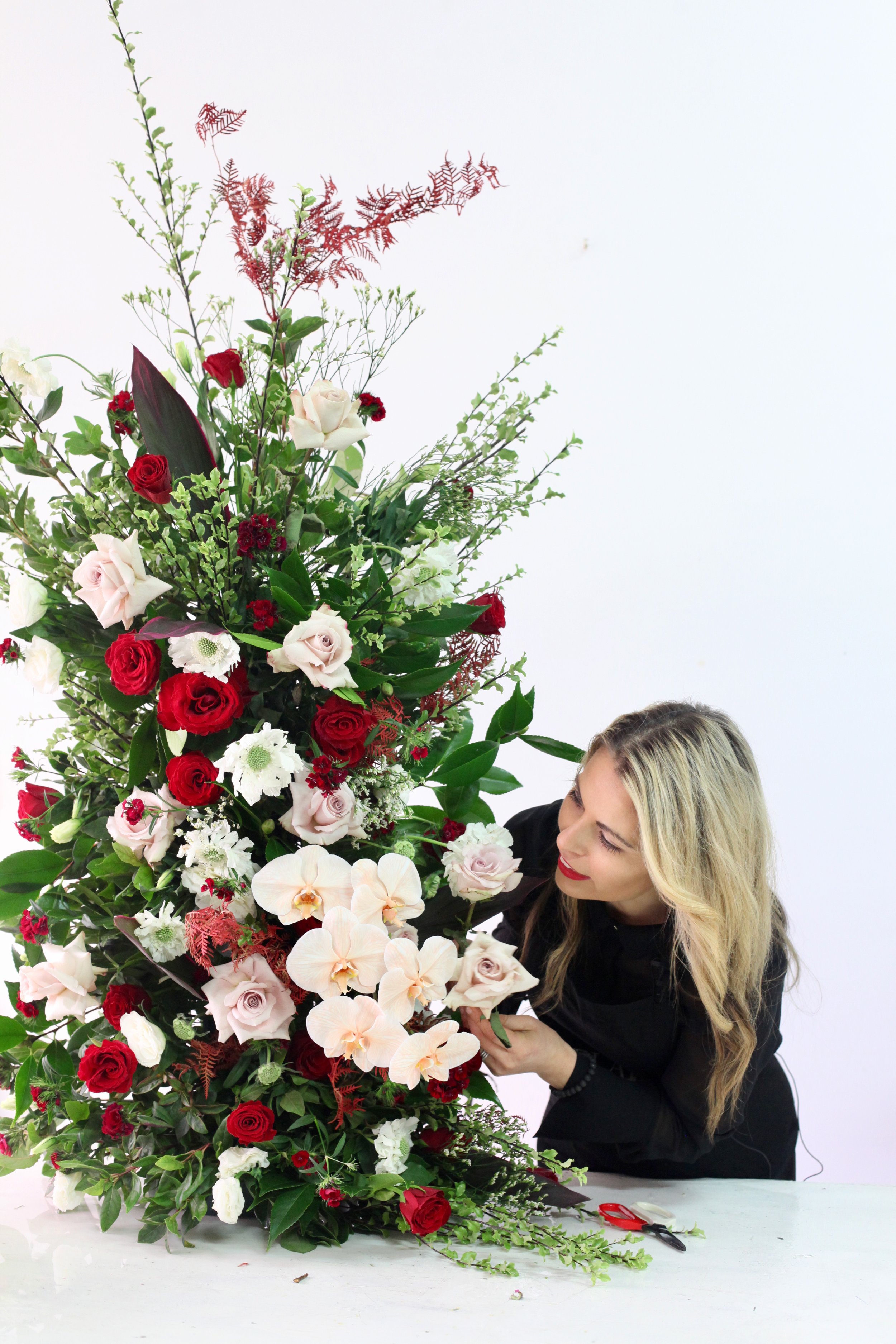 Flower plinth