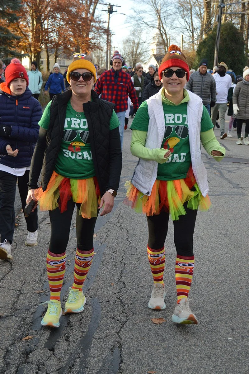 Participants walking together at the Turkey Trot for the Memory