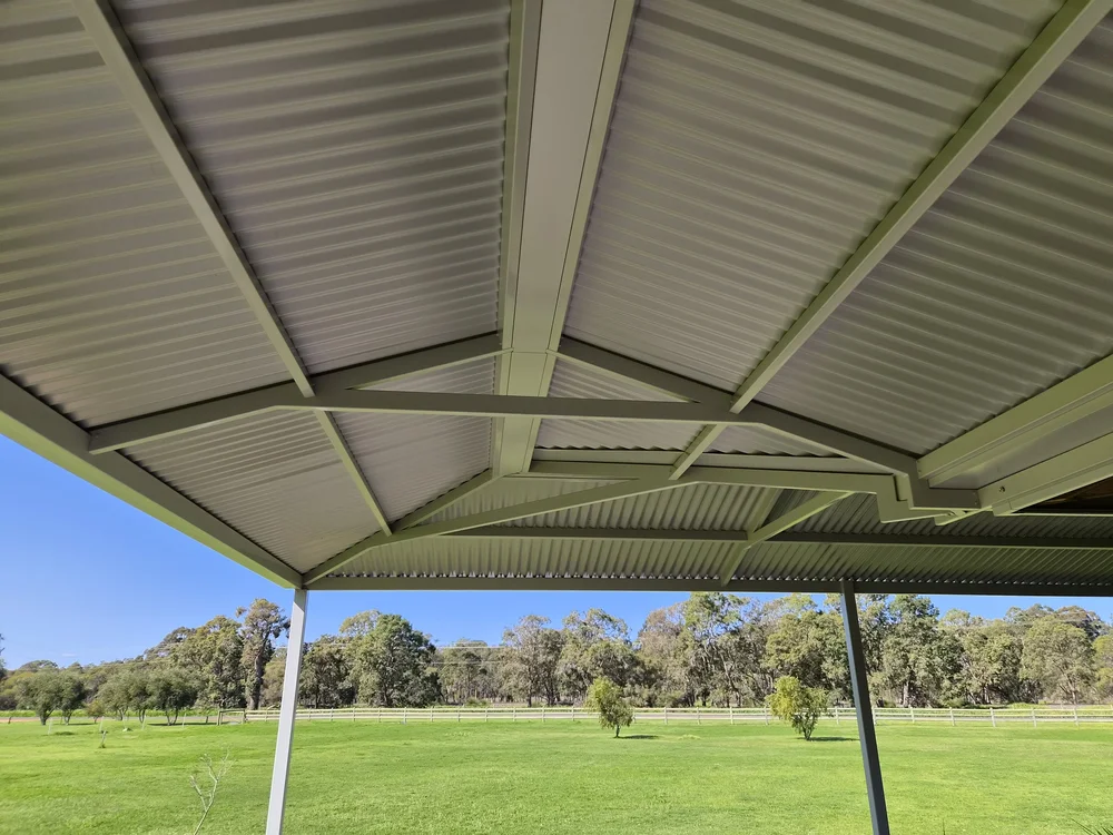 Hip roof patio ceiling and corner framing
