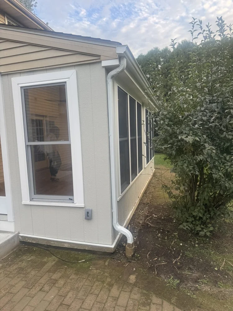 Seamless white gutter and downspout – Lower Macungie, PA four season room