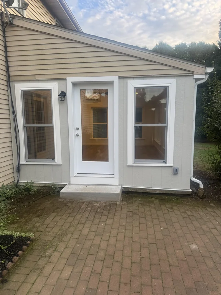 New entrance door with concrete step – Lower Macungie, PA four season room