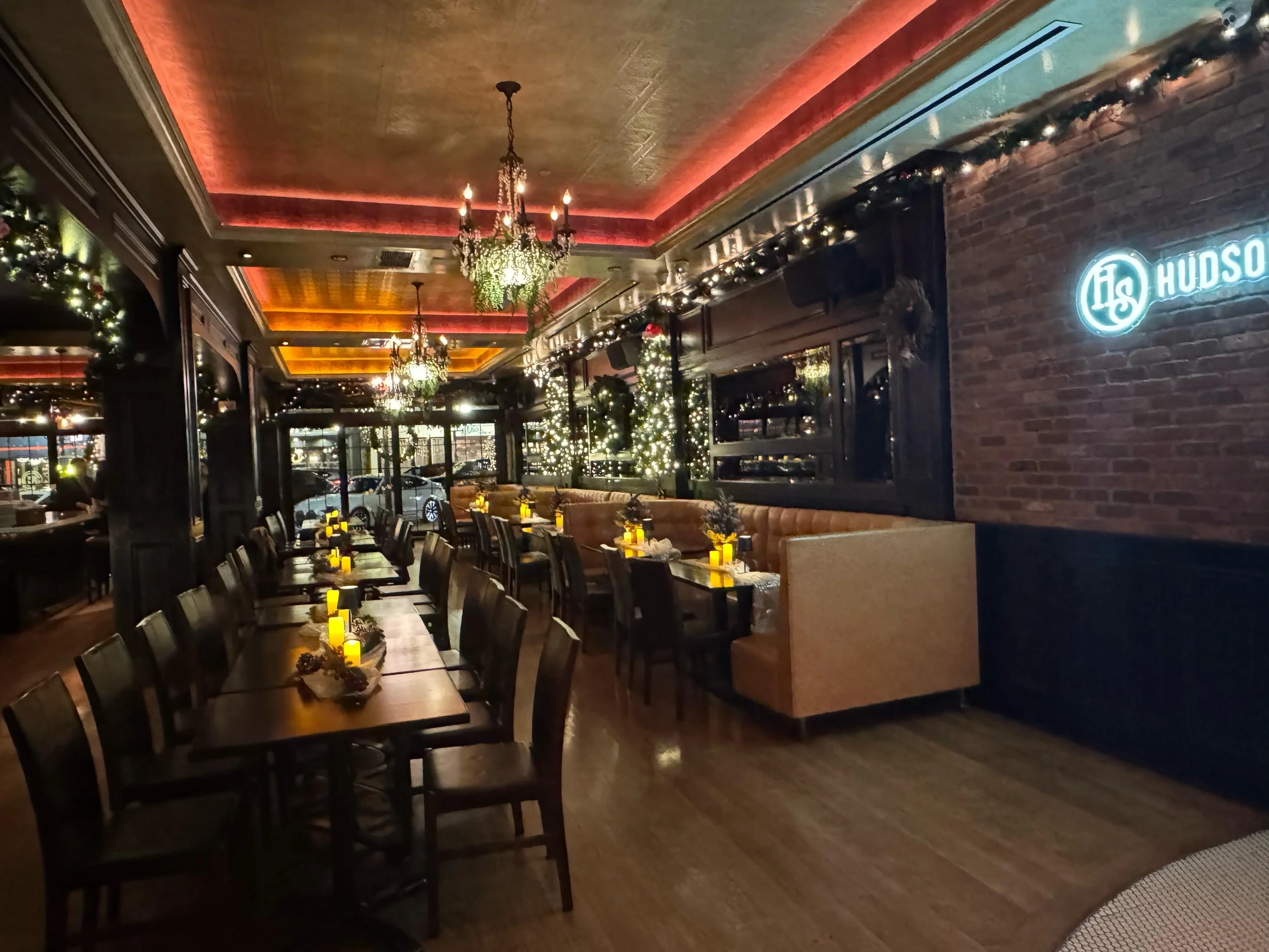 The dining room at Hudson Social on a party night