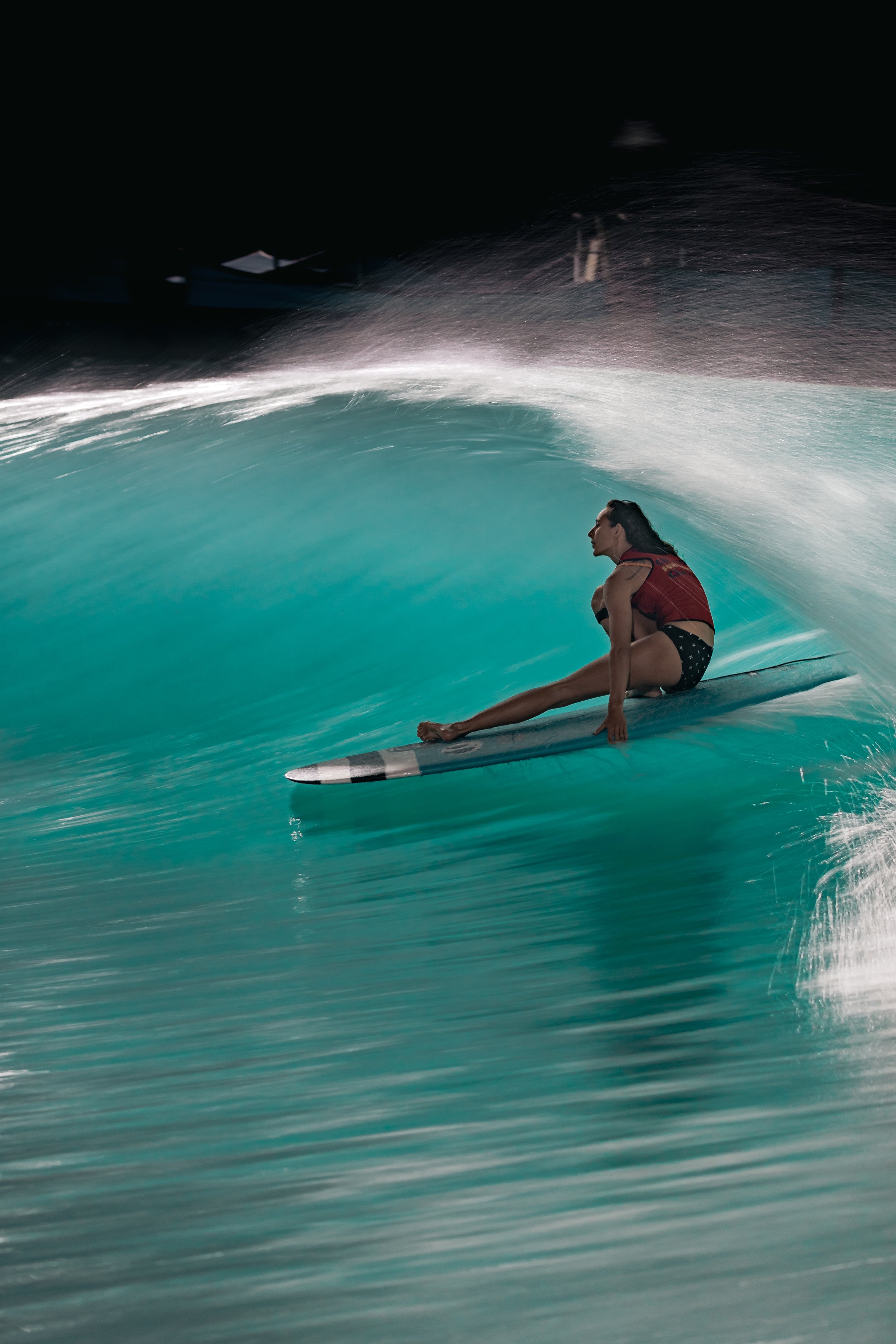 Wave Pool Night Barrel