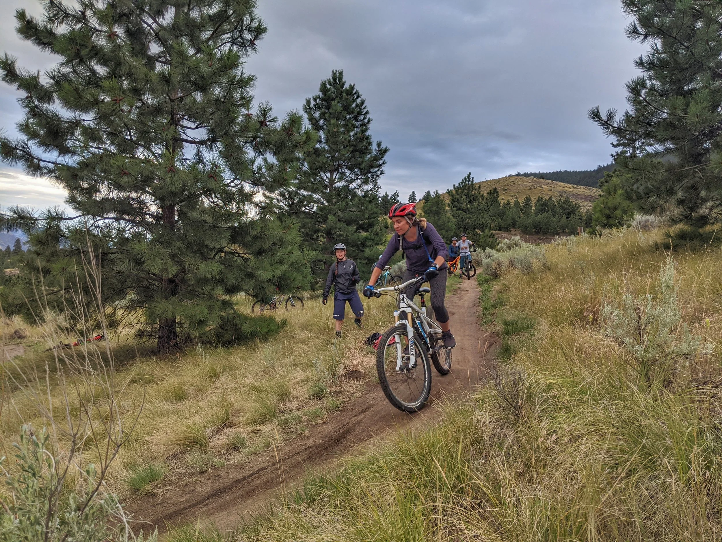 Women's mountain bike clinic in Kamloops