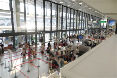 サーフボードは飛行機に乗せることができる？