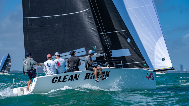 Roger Lyon's Clean Break Makes a Run for it on the open waters of Miami's Biscayne Bay