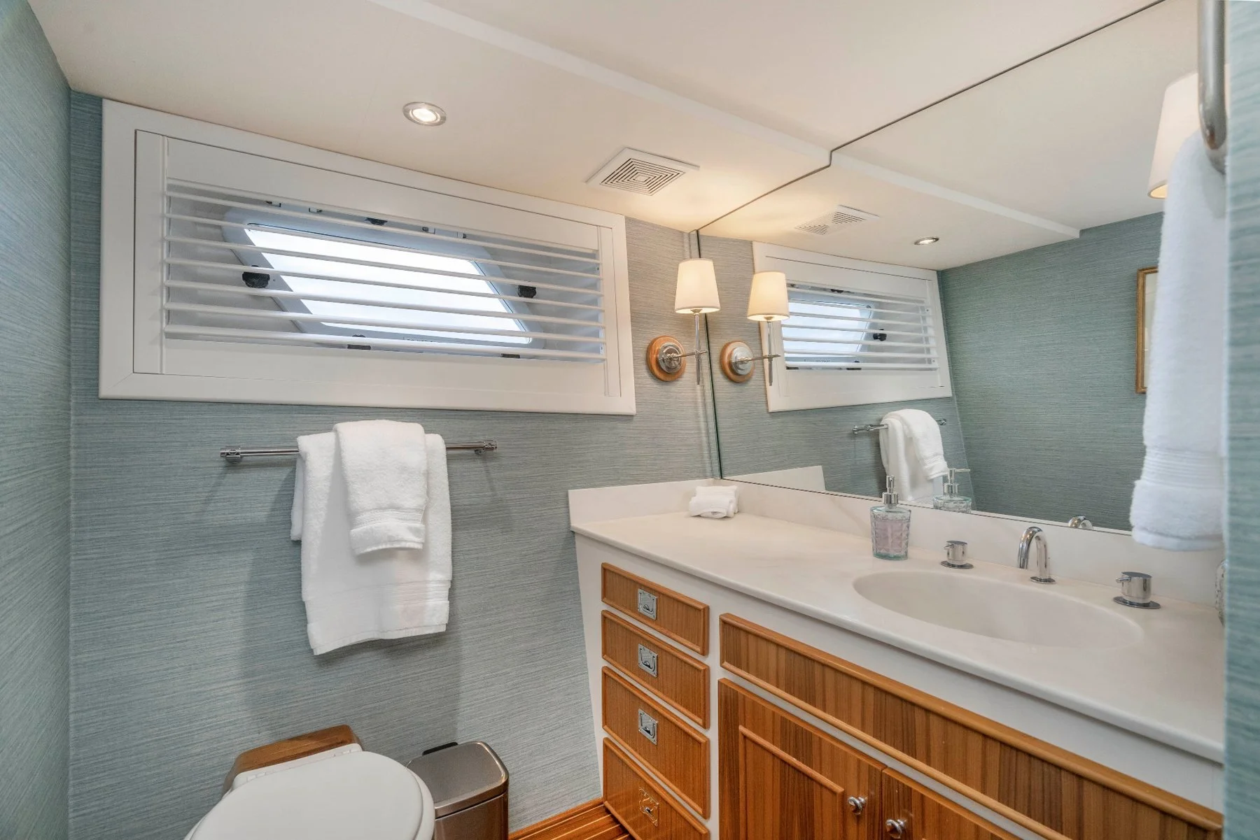 Wild Dawn guest shower