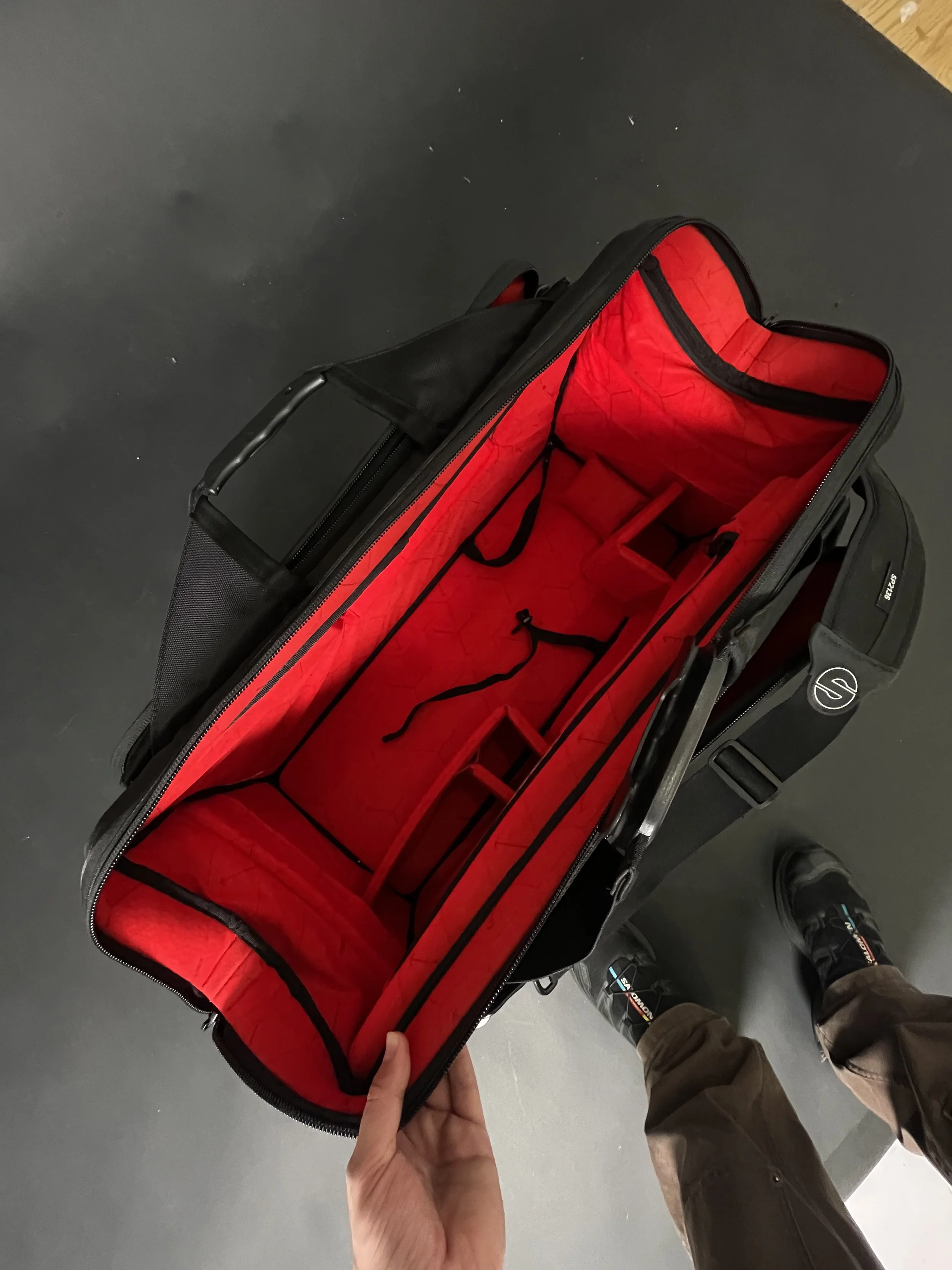 Long padded equipment bag — IMG_2322