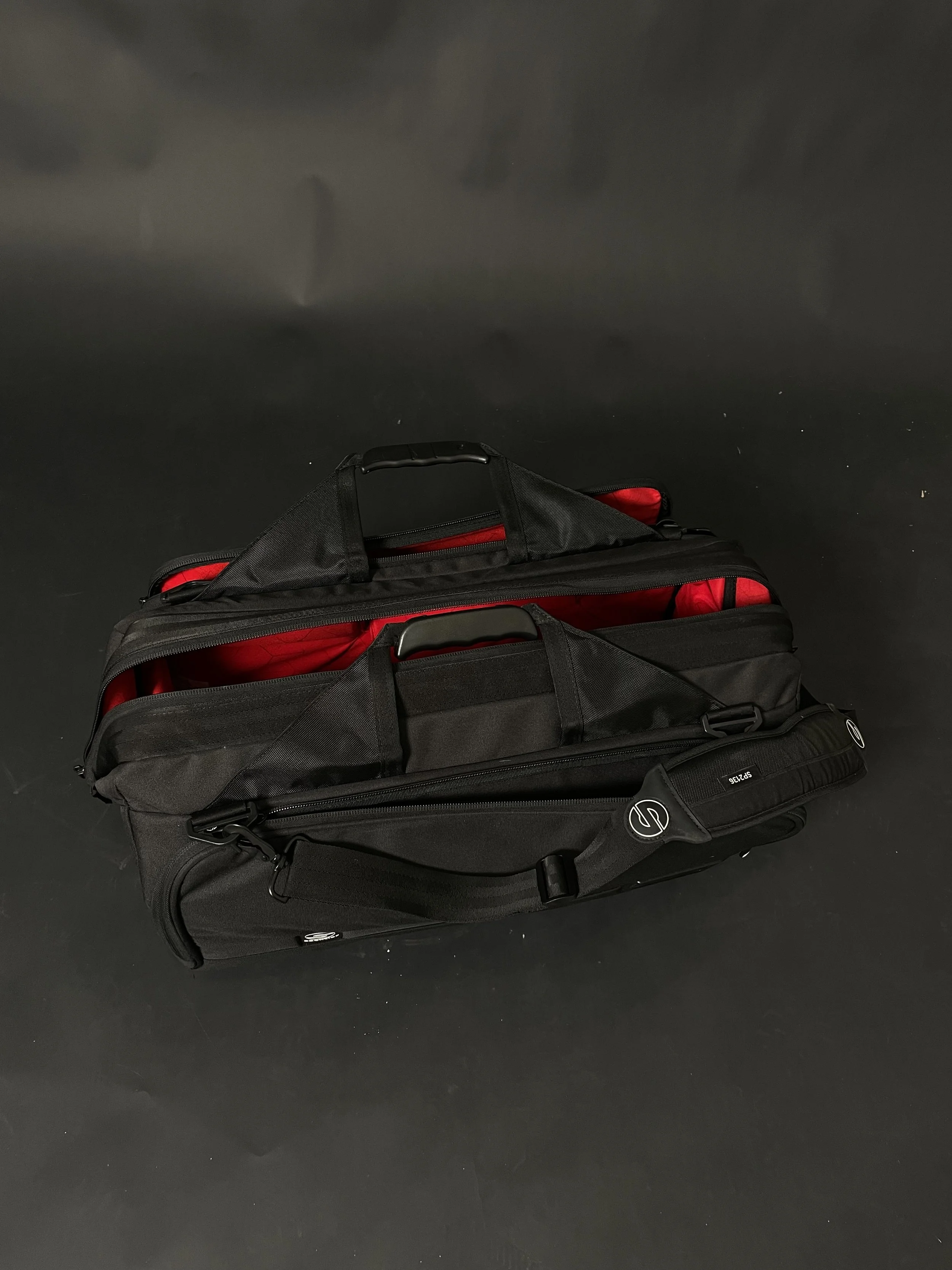 Long padded equipment bag — IMG_2321