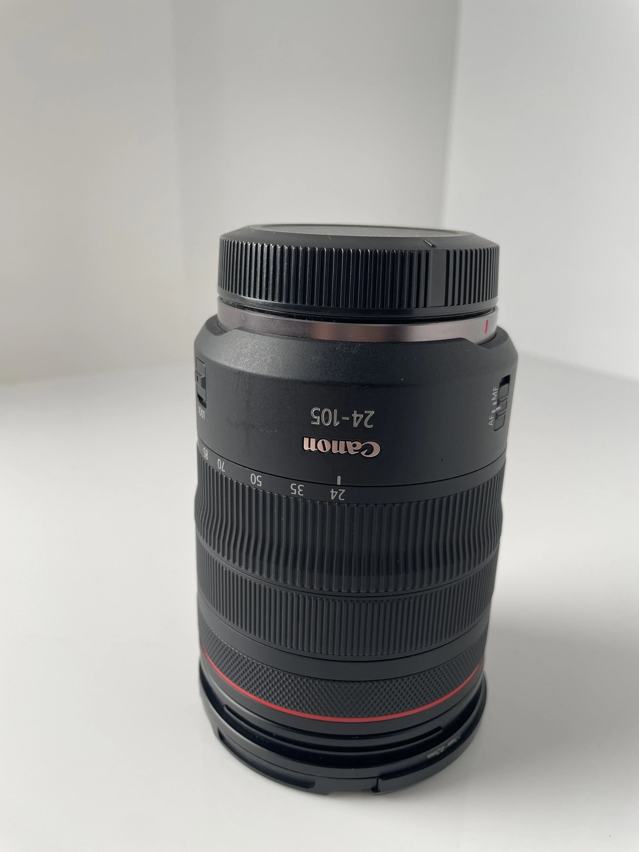 Canon RF 24–105mm f/4L, barrel view