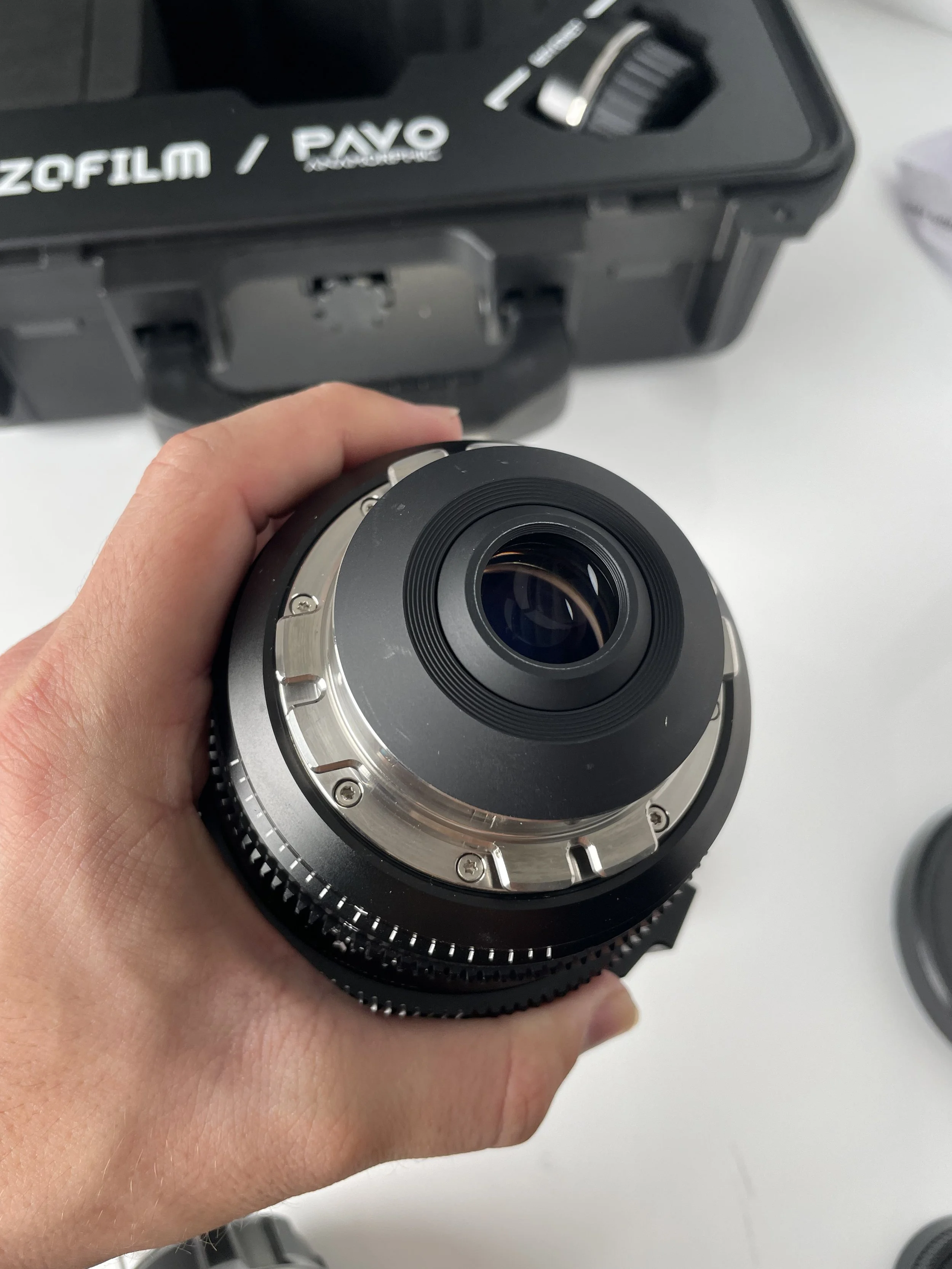 Pavo 28mm, rear mount detail